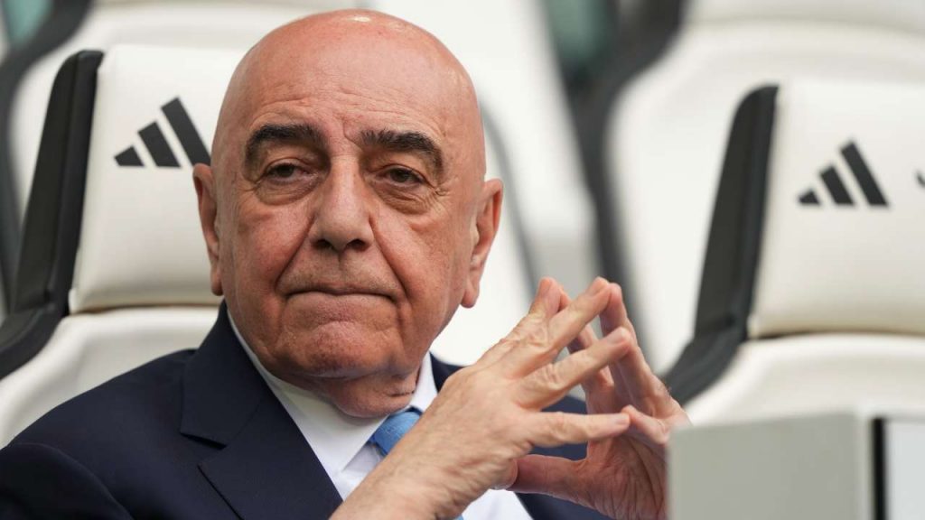 Galliani pesca dall’Inter, Como superato