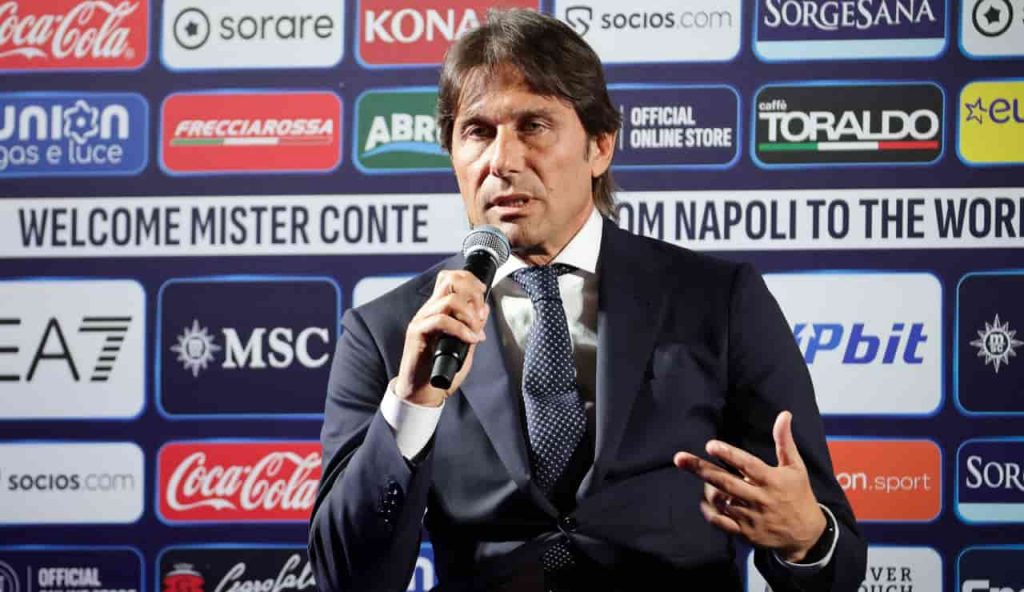 Antonio Conte in conferenza - Foto Lapresse - Interdipendenza.net