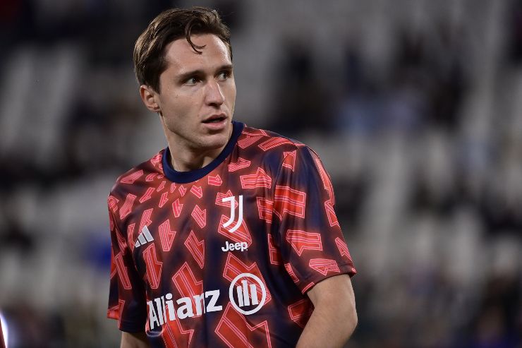 Federico Chiesa in campo con la maglia della Juve - foto LaPresse - Interdipendenza.com