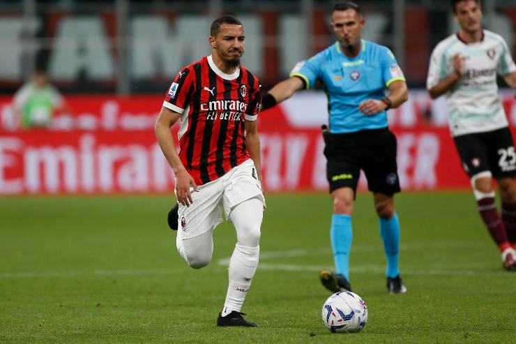 Ismael Bennacer in campo con la maglia del Milan - foto LaPresse - Interdipendenza.net