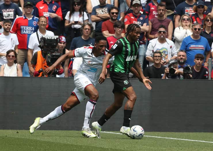 Laurientè in campo con la maglia del Sassuolo - Foto Lapresse - Interdipendenza.net