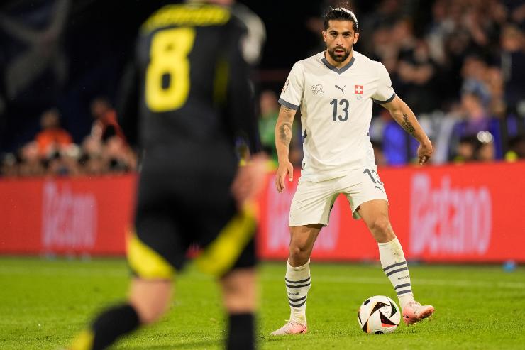 Ricardo Rodriguez con la maglia della Svizzera - foto Lapresse - Interdipendenza.com