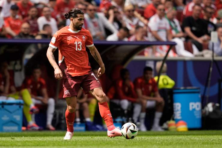 Ricardo Rodriguez con la maglia della nazionale della Svizzera - foto LaPresse - Interdipendenza.net