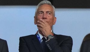 Gravina in tribuna - Foto Lapresse - Interdipendenza.net