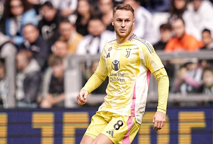 Teun Koopmeiners con la maglia della Juventus - Foto Lapresse - Interdipendenza.net