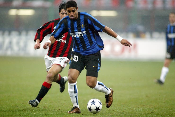 Adriano in campo con la maglia dell'Inter - Foto Lapresse - Interdipendenza.net