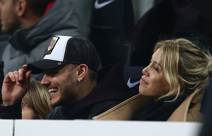 Mauro Icardi e Wanda Nara in tribuna - Foto Lapresse - Interdipendenza.net