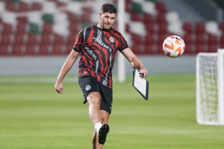 Steven Gerrard in un allenamento in Arabia - Foto dal suo profilo Instagram - Interdipendenza.net