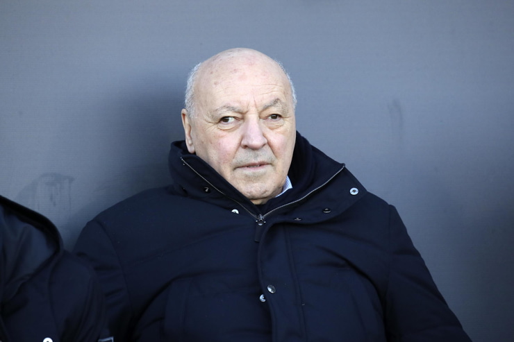 Beppe Marotta in tribuna - Foto Lapresse - Interdipendenza.net