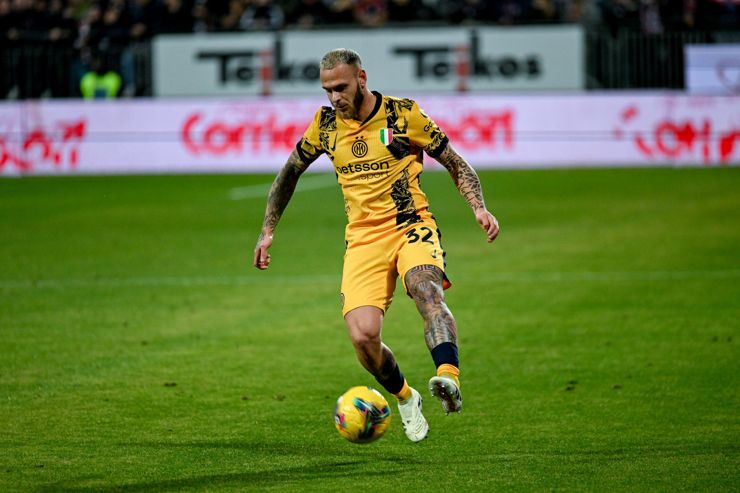 Federico Dimarco in campo con la maglia dell'Inter - Foto Lapresse - Interdipendenza.net