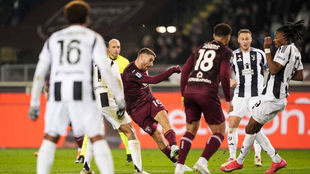 L'ultimo derby di Torino - Foto Lapresse - Interdipendenza.net