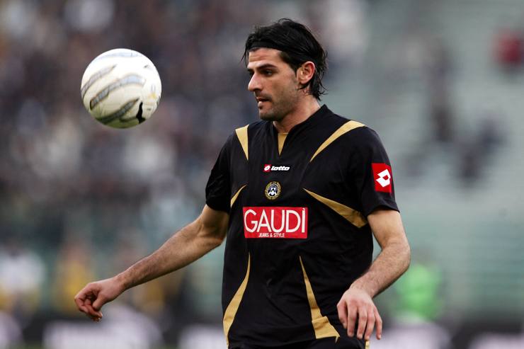 Vincenzo Iaquinta in campo con la maglia dell'Udinese - Foto Lapresse - Interdipendenza.net