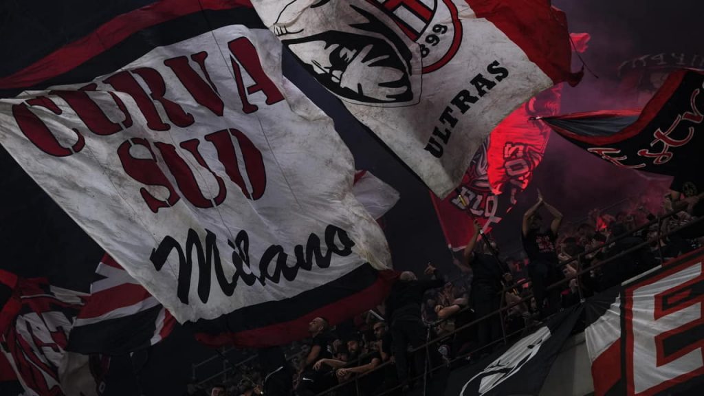 I tifosi del Milan - Foto Lapresse - Interdipendenza.net