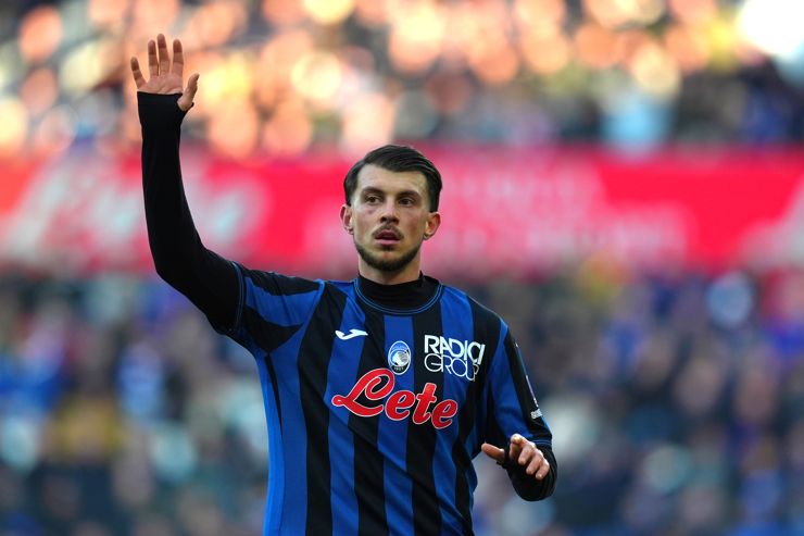 Lasar Samarzdic in campo con la maglia dell'Atalanta - Foto Lapresse - Interdipendenza.net